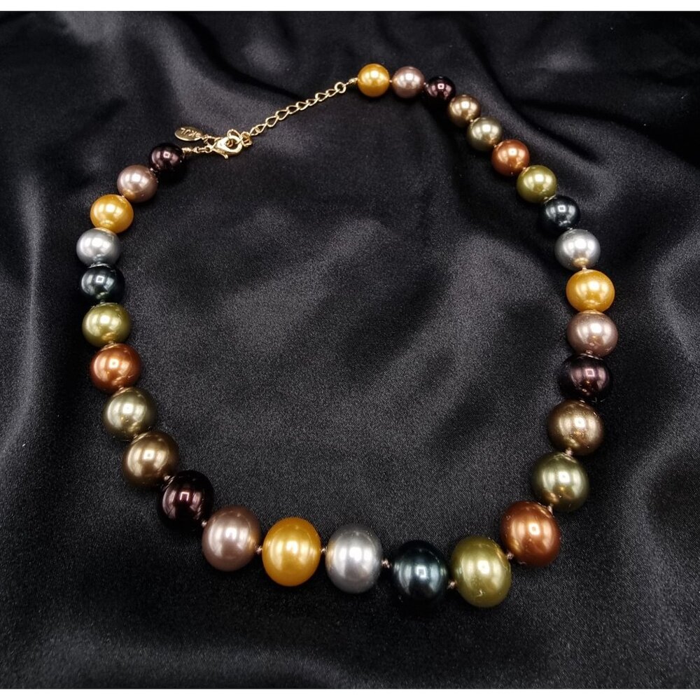 KJL 2009 Multicolor Faux Pearl Necklace Gold-Tone Chain Adjustable Length Elegan